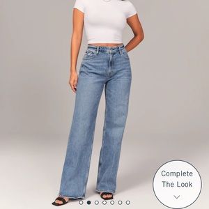 Abercrombie & Fitch Curve Love High Rise 90s Relaxed Jean Medium Wash Blue 0 25L